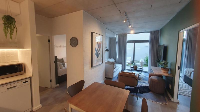 2 Bedroom Property for Sale in Sea Point Western Cape